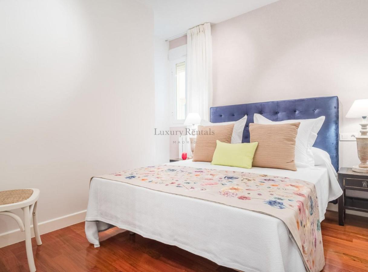 Charming 2-Bedroom Apartment In Retiro Perfect Madrid Location Bagian luar foto